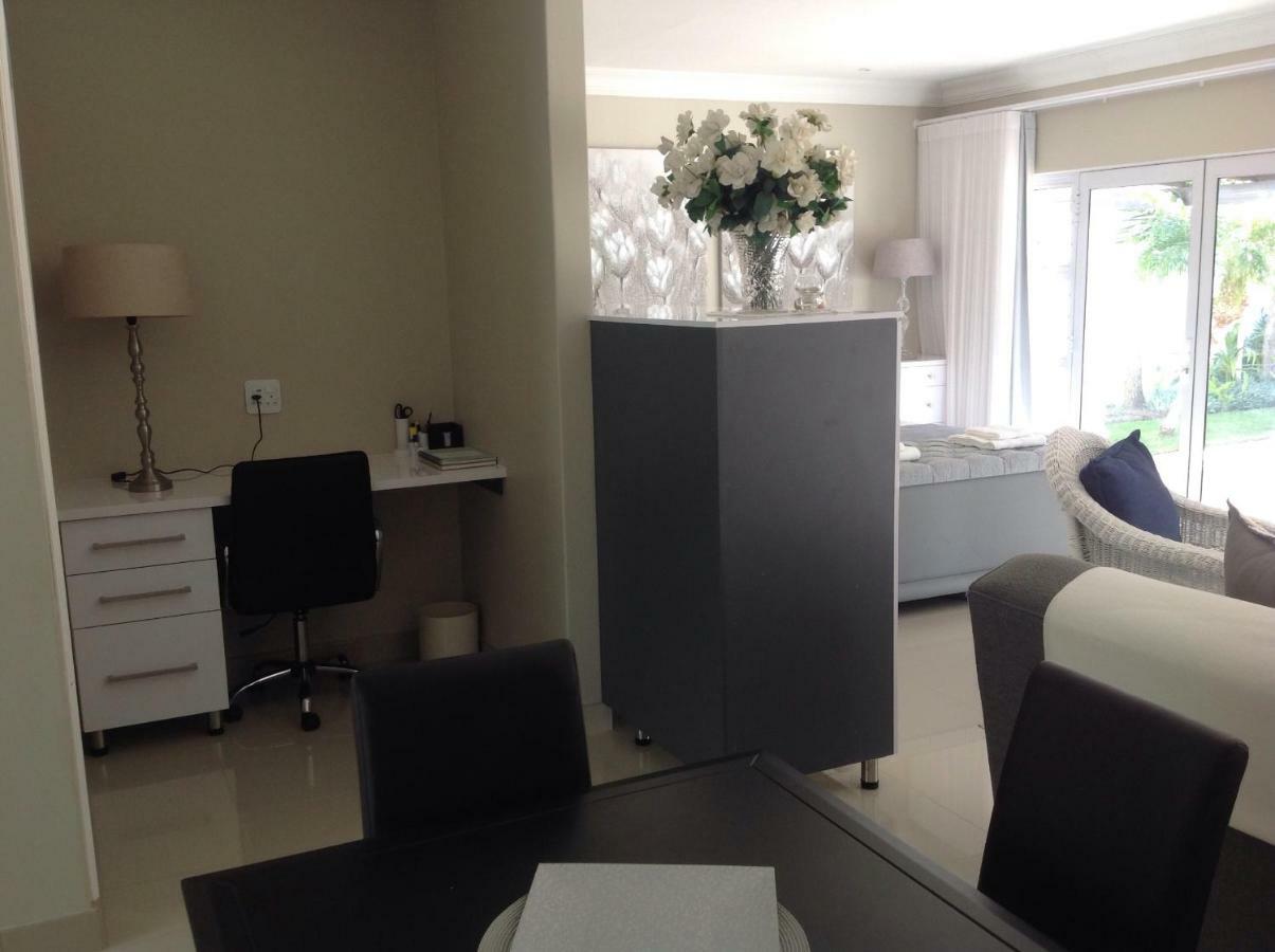 The Studio Apartment พอร์ตเอลิซาเบธ ภายนอก รูปภาพ